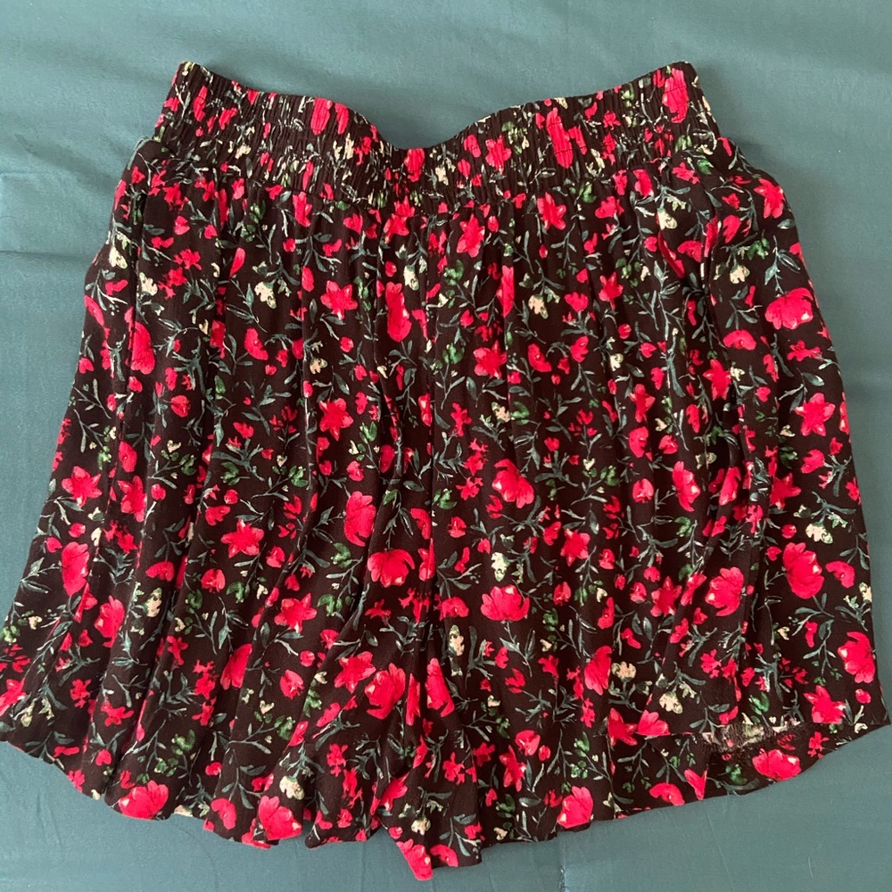 Small Zara Basic Short/Skirt